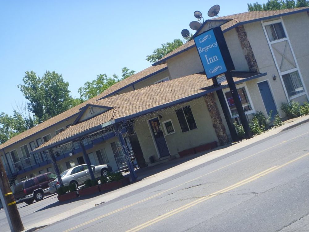 Regency Inn Lakeport Экстерьер фото