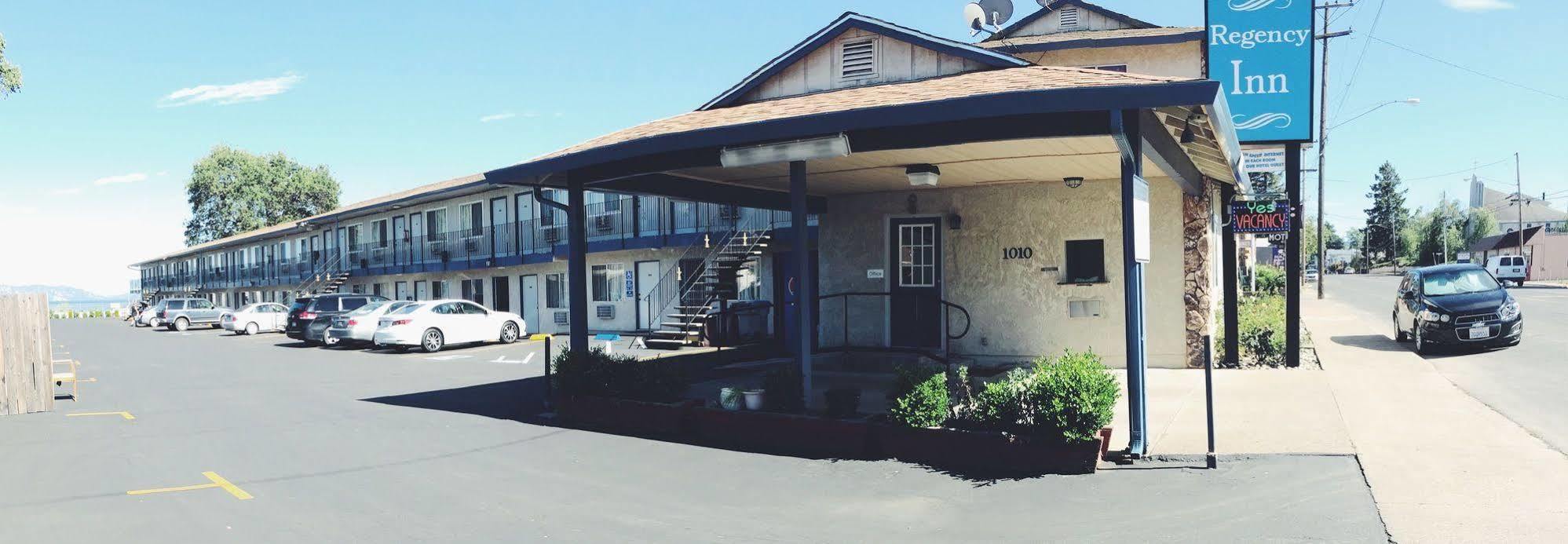 Regency Inn Lakeport Экстерьер фото